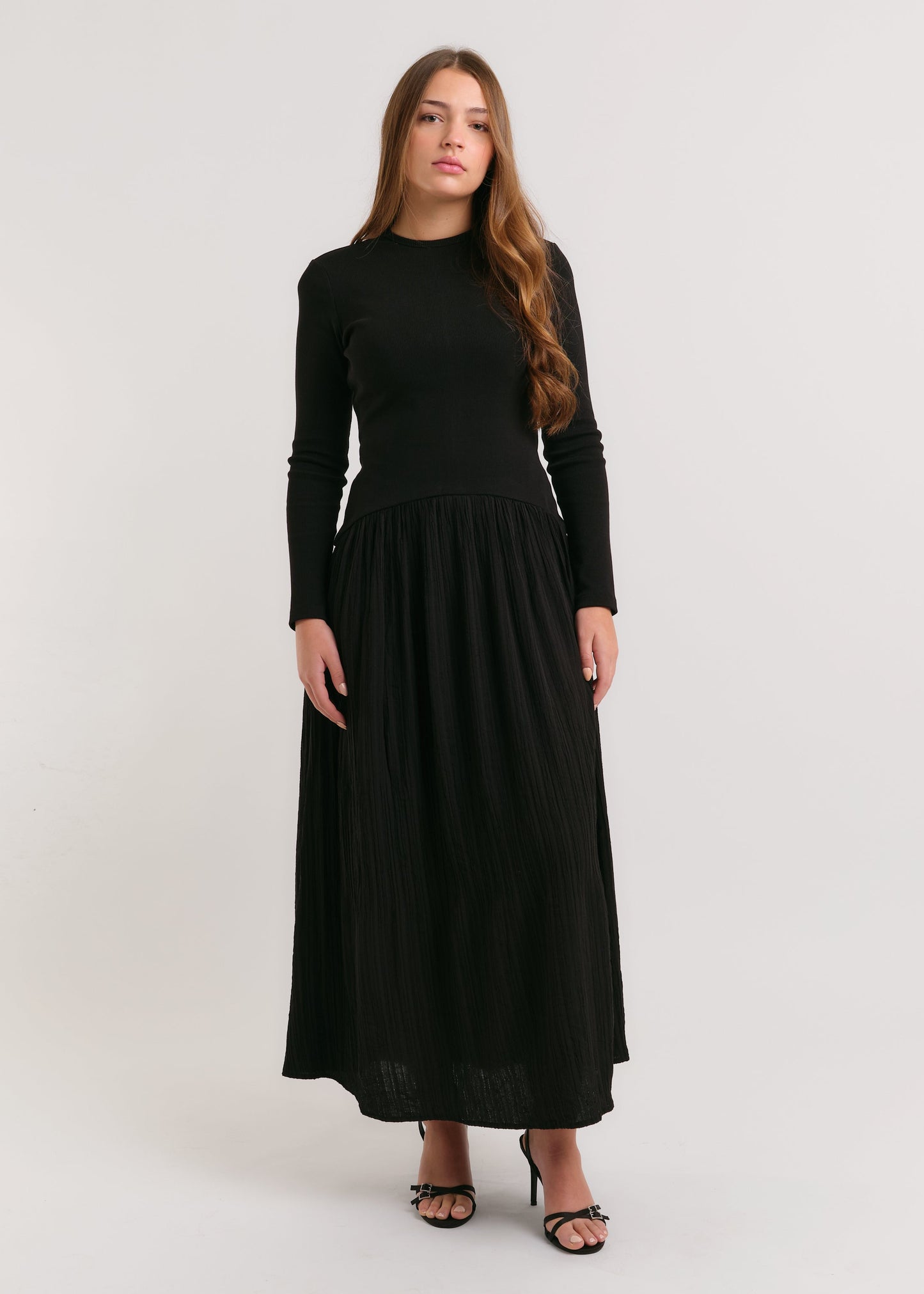 CRINKLED SKIRT MAXI DRESS